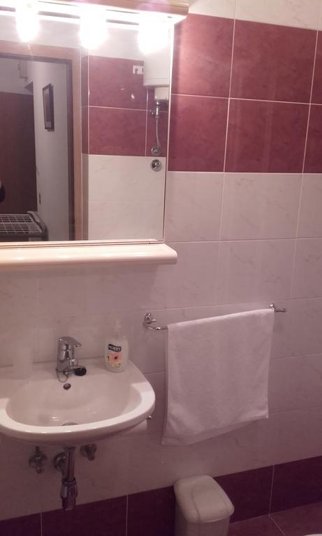 Apartments Natali Kaštela Екстериор снимка