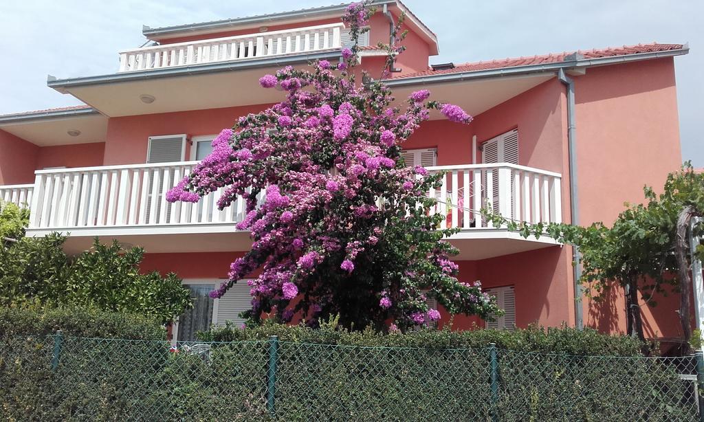 Apartments Natali Kaštela Екстериор снимка